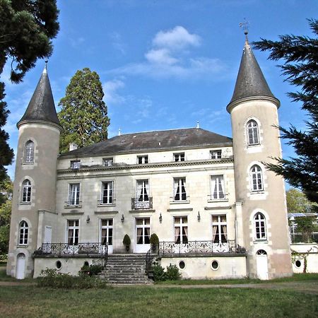Chateau Les Vallees Tournon-Saint-Pierre Zewnętrze zdjęcie