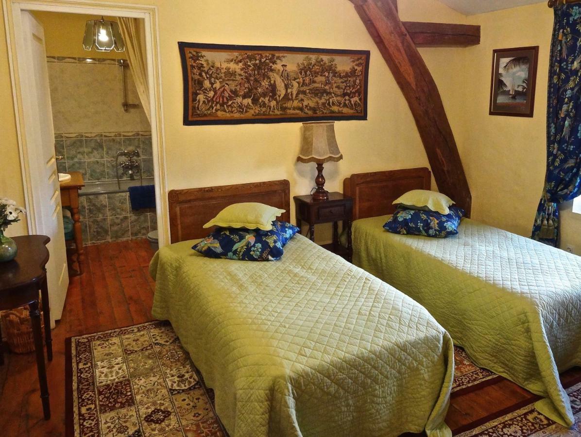 Chateau Les Vallees Tournon-Saint-Pierre Zewnętrze zdjęcie