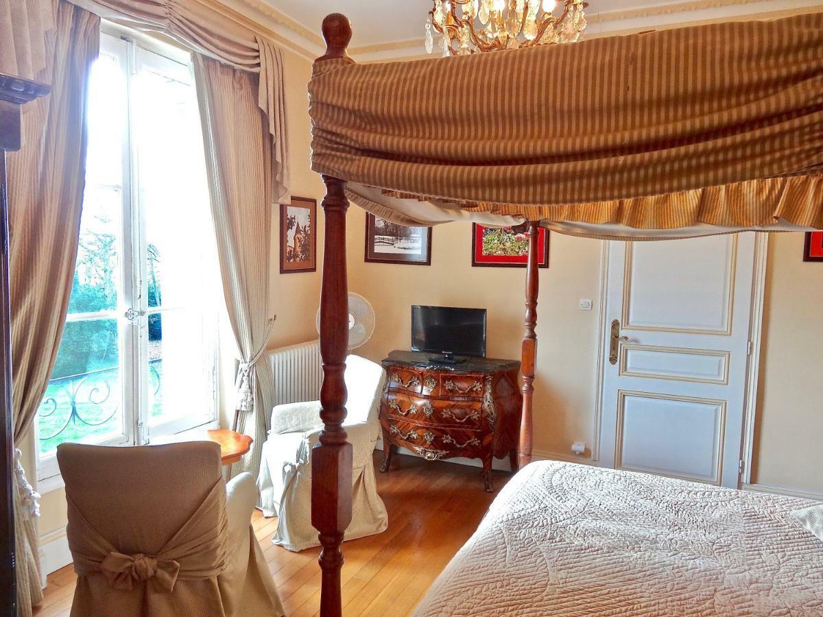 Chateau Les Vallees Tournon-Saint-Pierre Zewnętrze zdjęcie